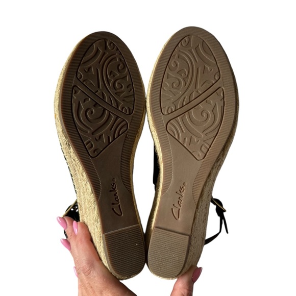 Clark’s - Artisan Black Leather Espadrille Wedge Sandals Sz 9 - Picture 10 of 12